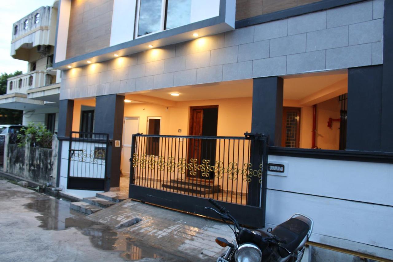 La Villa Pondi Cherie Centertownbeachauroville Puduccseri Kültér fotó