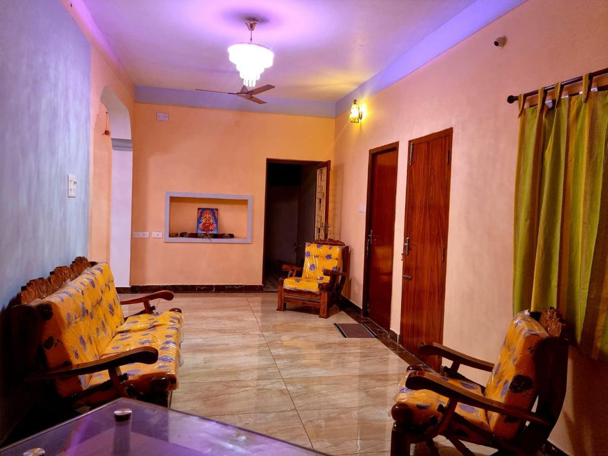 La Villa Pondi Cherie Centertownbeachauroville Puduccseri Kültér fotó