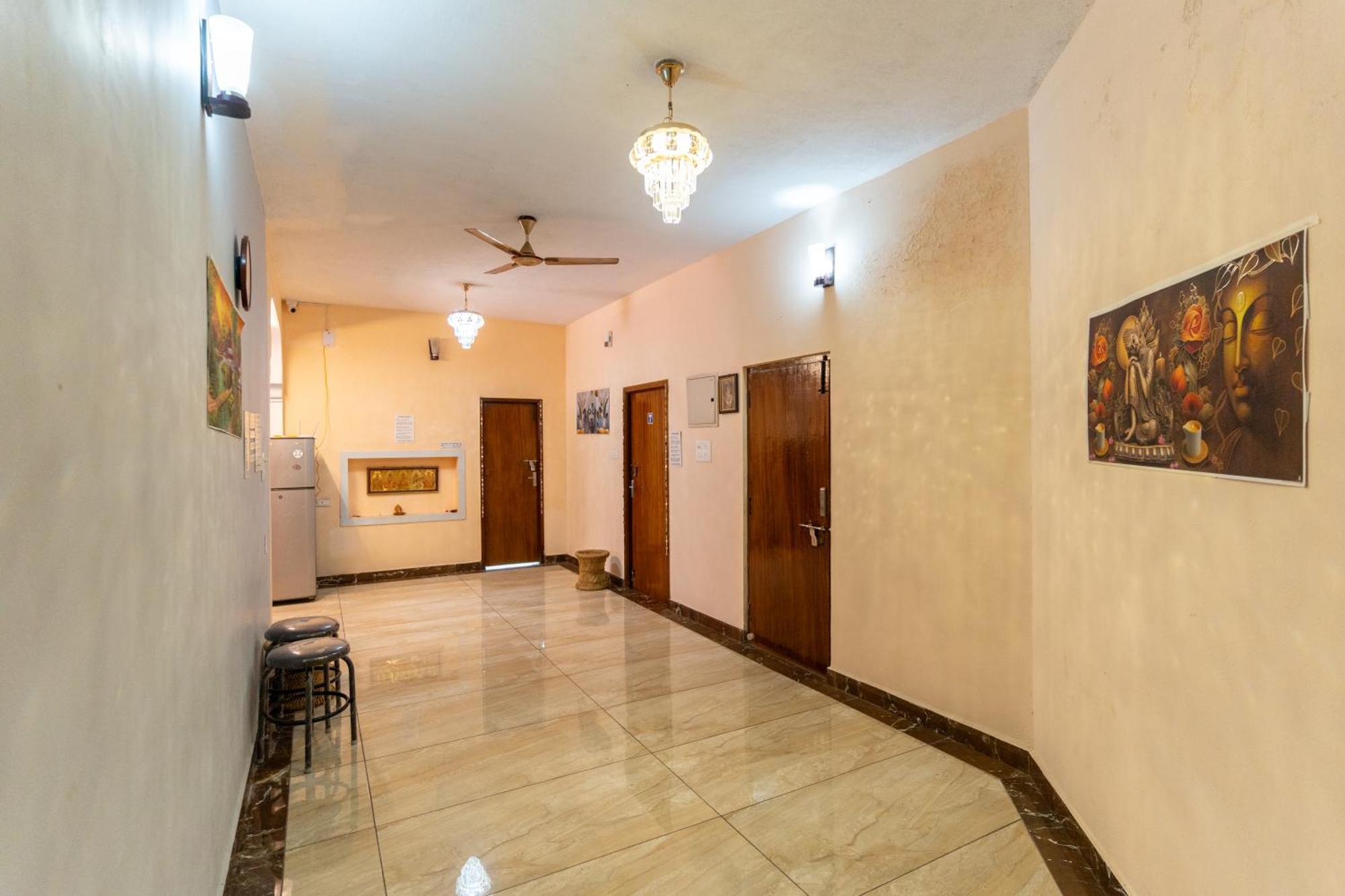 La Villa Pondi Cherie Centertownbeachauroville Puduccseri Kültér fotó
